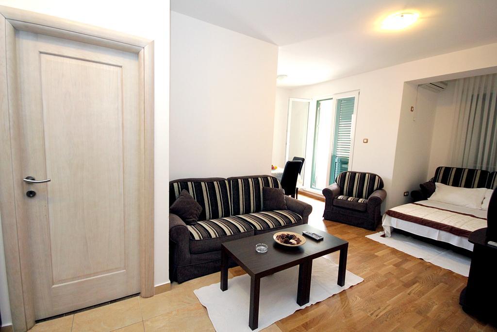 Apartments Draskovic Mirista Petrovac Zewnętrze zdjęcie